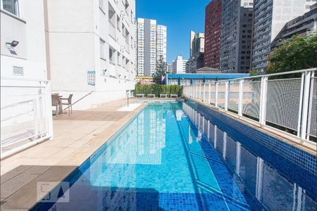 Apartamento à venda com 45m², 2 quartos e 1 vaga Apartamento à venda com 45m², 2 quartos e 1 vagaPiscina