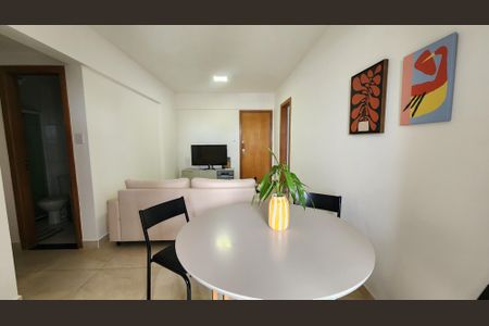 Apartamento para alugar com 68m², 2 quartos e 1 vagaSala 