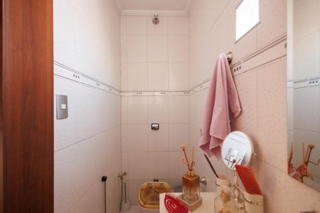 Casa para alugar com 129m², 3 quartos e 2 vagasBanheiro da Suíte