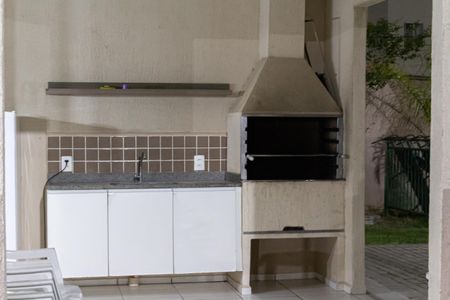 Apartamento para alugar com 35m², 2 quartos e sem vagaÁrea comum - Churrasqueira