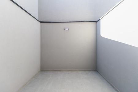 Casa à venda com 153m², 3 quartos e 2 vagas Casa à venda com 153m², 3 quartos e 2 vagasQuintal