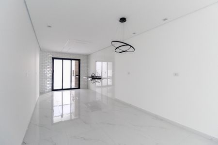 Casa à venda com 153m², 3 quartos e 2 vagas Casa à venda com 153m², 3 quartos e 2 vagasCozinha - Sala de Jantar