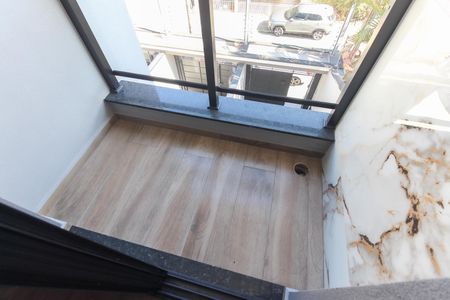 Casa à venda com 153m², 3 quartos e 2 vagas Casa à venda com 153m², 3 quartos e 2 vagasVaranda da Suíte 1