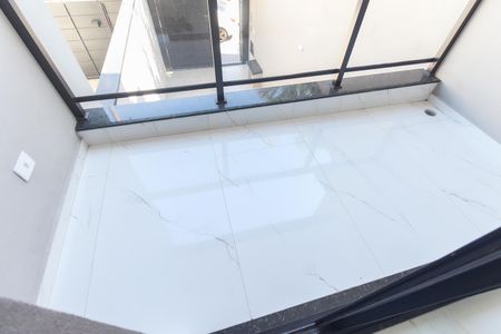 Casa à venda com 153m², 3 quartos e 2 vagas Casa à venda com 153m², 3 quartos e 2 vagasVaranda da Sala