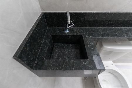 Casa à venda com 153m², 3 quartos e 2 vagas Casa à venda com 153m², 3 quartos e 2 vagasBanheiro da Suíte 2