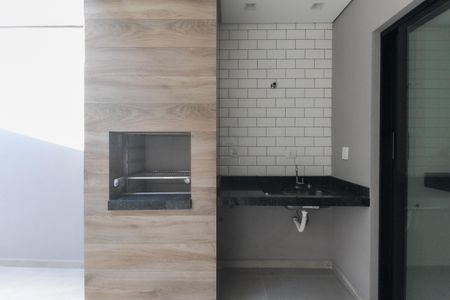 Casa à venda com 153m², 3 quartos e 2 vagas Casa à venda com 153m², 3 quartos e 2 vagasChurrasqueira - Área de Serviço