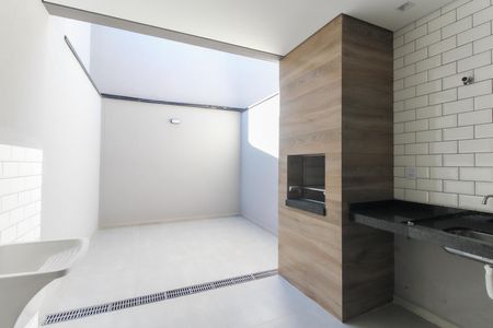 Casa à venda com 153m², 3 quartos e 2 vagas Casa à venda com 153m², 3 quartos e 2 vagasChurrasqueira - Área de Serviço