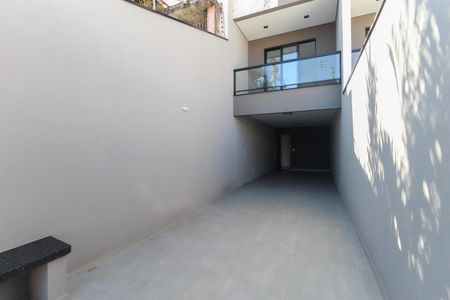 Casa à venda com 153m², 3 quartos e 2 vagas Casa à venda com 153m², 3 quartos e 2 vagasGaragem
