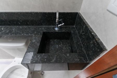 Casa à venda com 153m², 3 quartos e 2 vagas Casa à venda com 153m², 3 quartos e 2 vagasBanheiro da Suíte 3