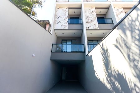 Casa à venda com 153m², 3 quartos e 2 vagas Casa à venda com 153m², 3 quartos e 2 vagasGaragem