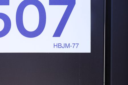 Casa à venda com 153m², 3 quartos e 2 vagasPlaca instalada no portão do imóvel - Código da placa: HBJM-77