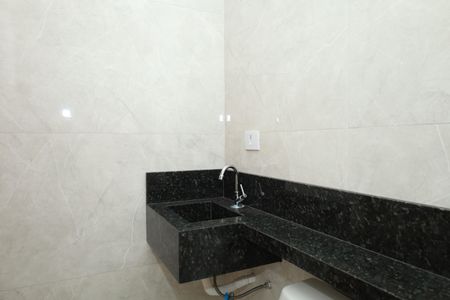 Casa à venda com 153m², 3 quartos e 2 vagasBanheiro 3 - Suíte 3