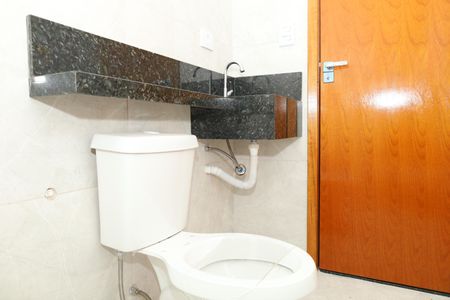 Casa à venda com 153m², 3 quartos e 2 vagasBanheiro 2 - Suíte 2