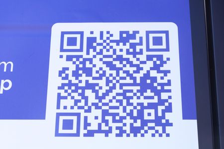 Casa à venda com 153m², 3 quartos e 2 vagasPlaca instalada no portão do imóvel - Código da placa: HBJM-77