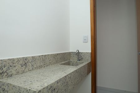 Casa à venda com 153m², 3 quartos e 2 vagasBanheiro 4 - Lavabo