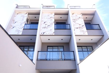 Casa à venda com 153m², 3 quartos e 2 vagasFachada interna