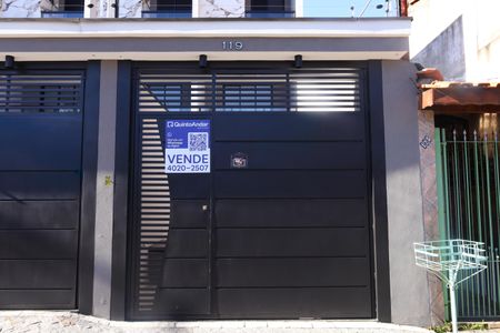 Casa à venda com 153m², 3 quartos e 2 vagasPlaca instalada no portão do imóvel - Código da placa: HBJM-78