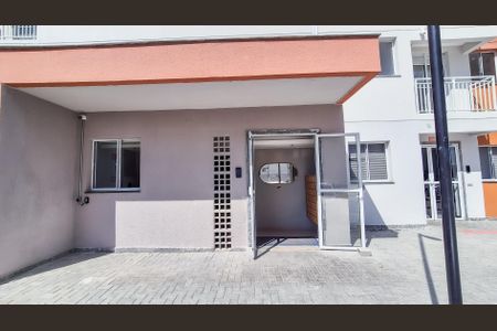 Apartamento para alugar com 40m², 2 quartos e sem vagaEntrada Do Bloco 