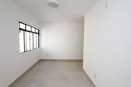 Sala de apartamento à venda com 3 quartos, 75m² em João Pinheiro, Belo Horizonte