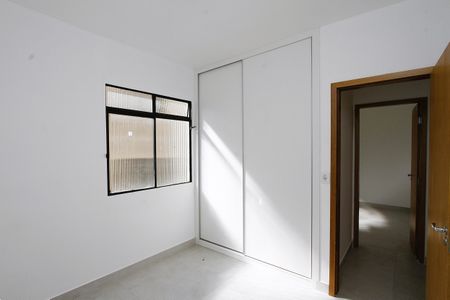 Apartamento à venda com 75m², 3 quartos e 1 vagaQuarto 2