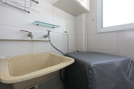 Apartamento à venda com 52m², 2 quartos e 1 vaga Apartamento à venda com 52m², 2 quartos e 1 vagaÁrea de Serviço