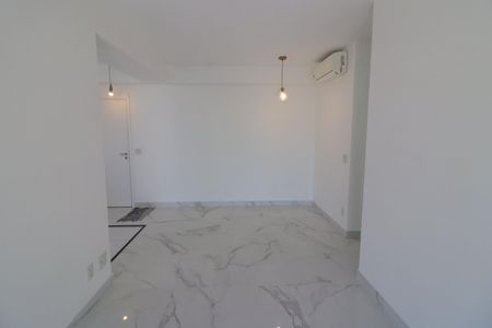 Sala de apartamento para alugar com 2 quartos, 70m² em Centro, Osasco