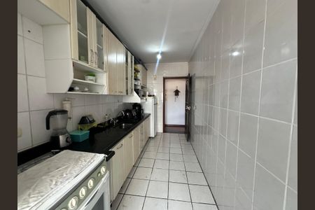 Apartamento à venda com 67m², 2 quartos e 1 vagaCozinha