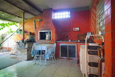 Casa à venda com 100m², 2 quartos e 1 vagaChurrasqueira