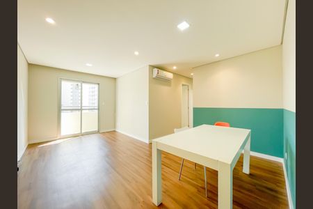 Sala de apartamento para alugar com 3 quartos, 62m² em Jaguaré, Osasco