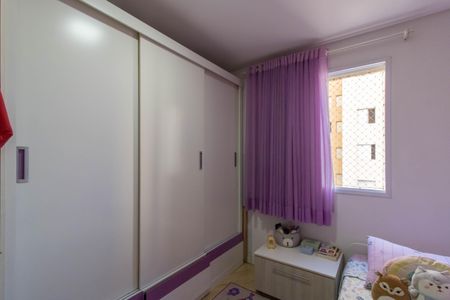 Apartamento à venda com 114m², 4 quartos e 2 vagasQuarto 2