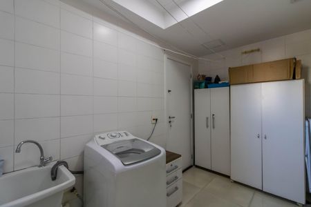 Apartamento à venda com 114m², 4 quartos e 2 vagasArea de Serviço 