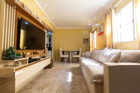 Sala de casa de condomínio à venda com 2 quartos, 78m² em Vila Euthalia, São Paulo