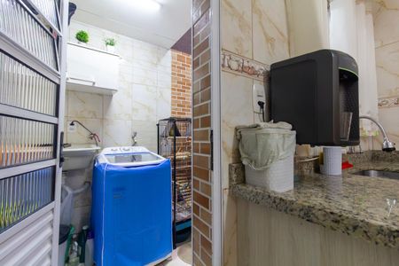 Casa de condomínio à venda com 78m², 2 quartos e 1 vagaÁrea de Serviço