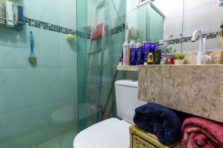 Casa de condomínio à venda com 78m², 2 quartos e 1 vagaBanheiro 2