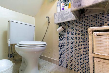 Casa de condomínio à venda com 78m², 2 quartos e 1 vagaLavabo