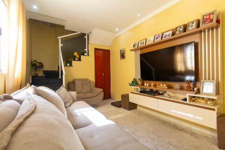 Sala de casa de condomínio à venda com 2 quartos, 78m² em Vila Euthalia, São Paulo