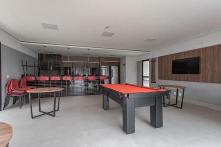 Apartamento à venda com 44m², 2 quartos e 1 vaga Apartamento à venda com 44m², 2 quartos e 1 vagaÁrea comum - Salão de festas