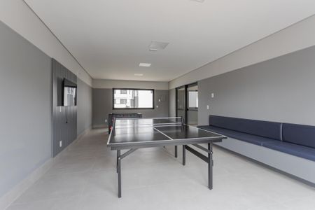 Apartamento à venda com 44m², 2 quartos e 1 vaga Apartamento à venda com 44m², 2 quartos e 1 vagaÁrea comum - Sala de Jogos