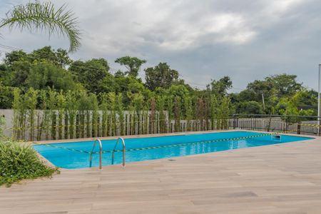 Apartamento à venda com 44m², 2 quartos e 1 vaga Apartamento à venda com 44m², 2 quartos e 1 vagaÁrea comum - Piscina