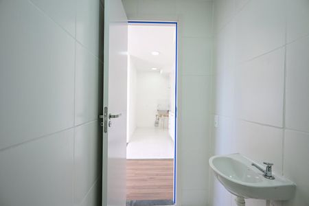 Apartamento à venda com 44m², 2 quartos e sem vagaBanheiro