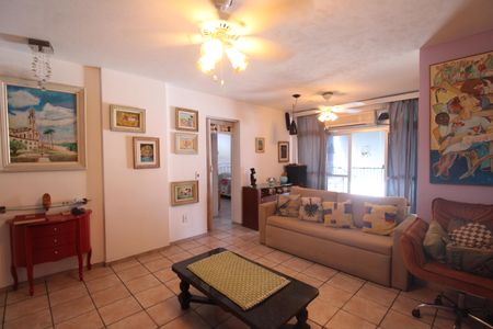 Apartamento à venda com 75m², 1 quarto e 2 vagasSala