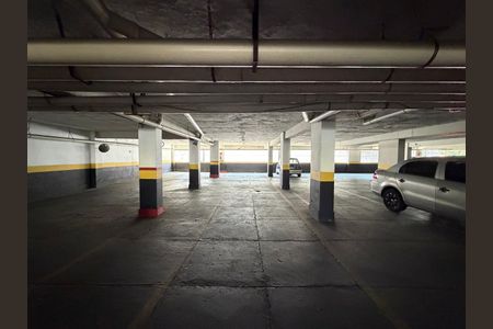 Apartamento à venda com 75m², 1 quarto e 2 vagasGaragem