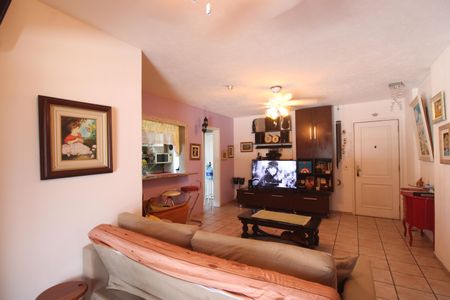 Apartamento à venda com 75m², 1 quarto e 2 vagasSala