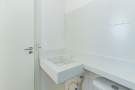 Apartamento para alugar com 38m², 2 quartos e 1 vaga Apartamento para alugar com 38m², 2 quartos e 1 vagaBanheiro