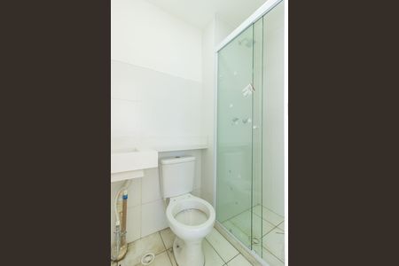 Banheiro de apartamento para alugar com 2 quartos, 38m² em Vila Jaraguá, São Paulo