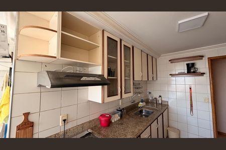 Cozinha de apartamento para alugar com 3 quartos, 78m² em Setor Bela Vista, Goiânia