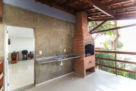 Apartamento para alugar com 60m², 2 quartos e 1 vagaÁrea comum - Salão de festas