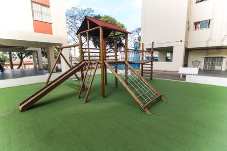 Apartamento para alugar com 60m², 2 quartos e 1 vagaÁrea comum - Playground