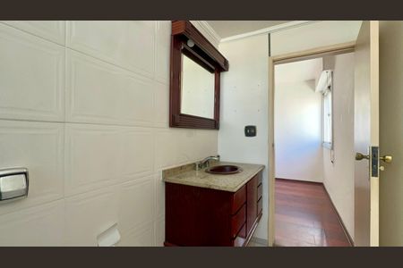 Apartamento à venda com 102m², 3 quartos e 1 vaga Apartamento à venda com 102m², 3 quartos e 1 vagaBanheiro da Suíte