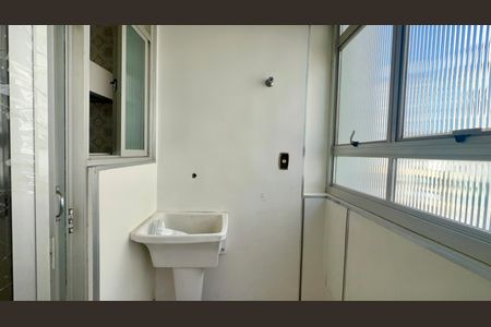 Apartamento à venda com 102m², 3 quartos e 1 vaga Apartamento à venda com 102m², 3 quartos e 1 vagaÁrea de Serviço